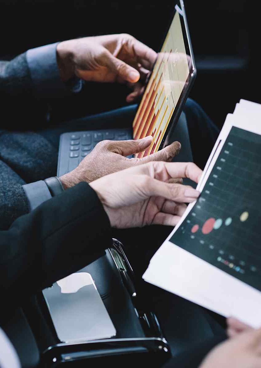 https://fiducapital.do/wp-content/uploads/2020/08/service_07-850x1200.jpg